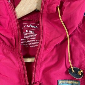 L.L.Bean Women’s Medium Mountain Classic Anorak